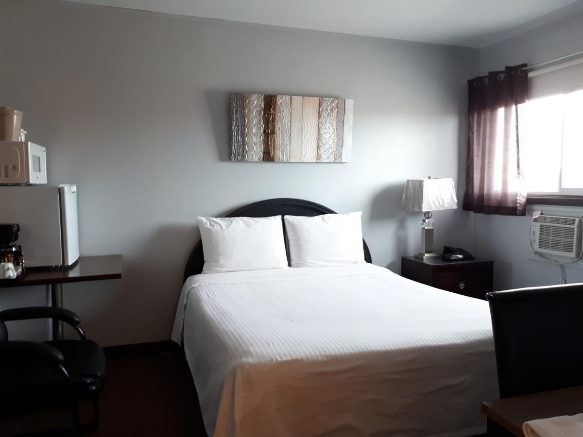 Interlake Motel Ashern エクステリア 写真